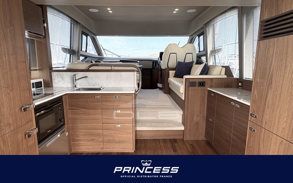 PRINCESS F50