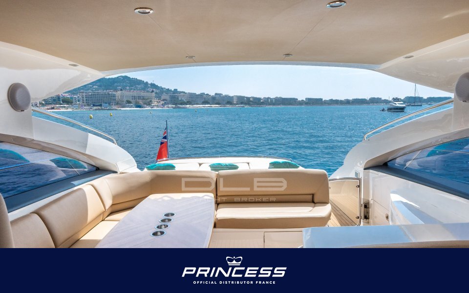 PRINCESS V53