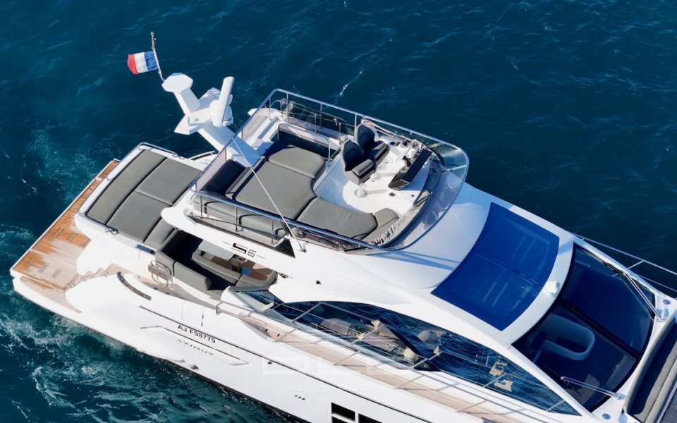 AZIMUT  S6