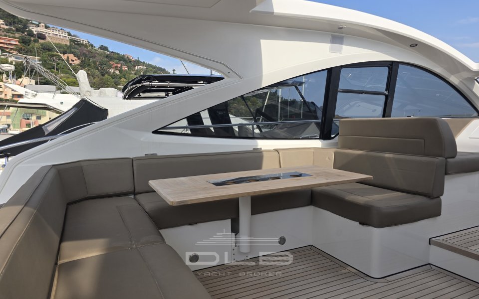FAIRLINE Targa 48
