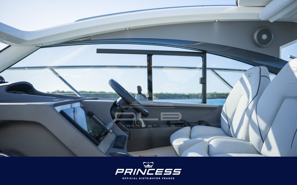 PRINCESS V40 60th Anniversary