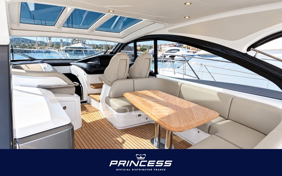 PRINCESS V50