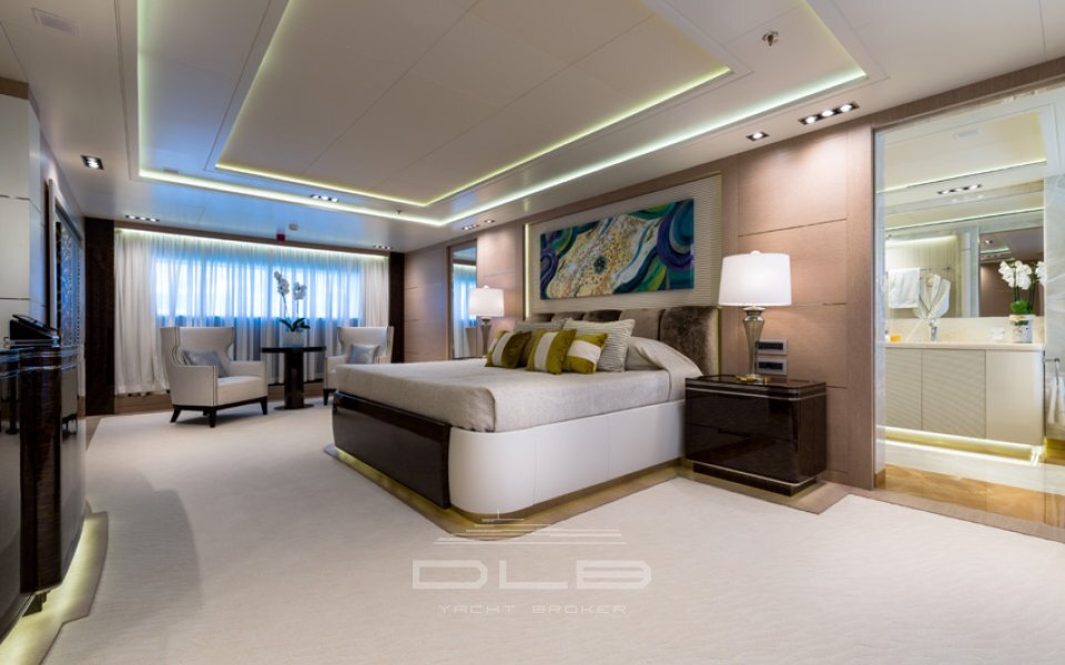 GOLDEN YACHTS 72M