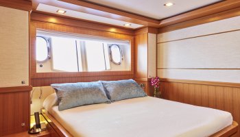 Ferretti Custom Line Navetta