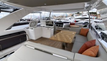 PRINCESS 62