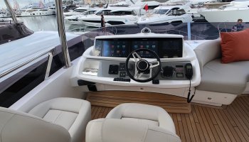 PRINCESS 62