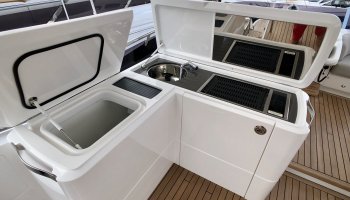 PRINCESS 62