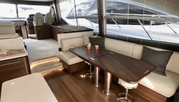 PRINCESS 62