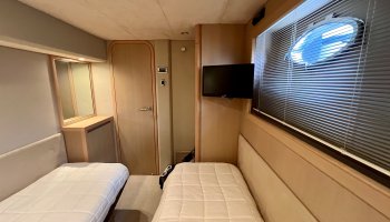 PRINCESS V53