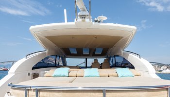 PRINCESS V53