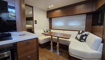 PRINCESS V48 