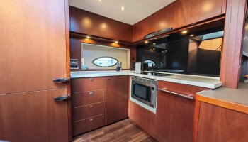 PRINCESS V62-S