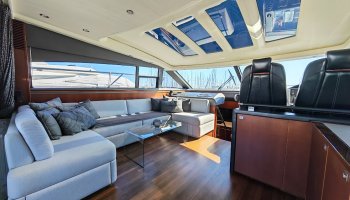 PRINCESS V62-S