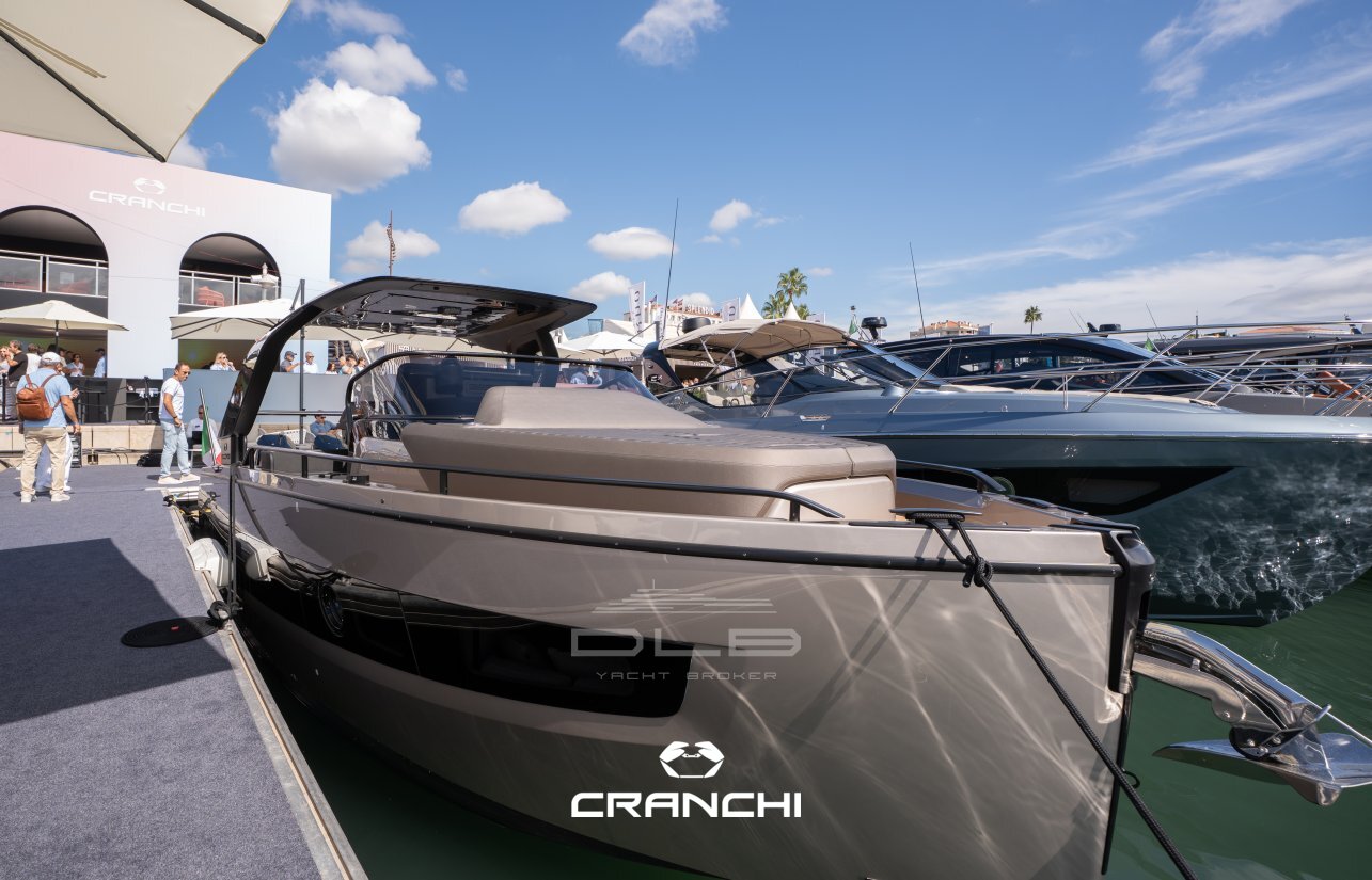 CRANCHI A32 O/B