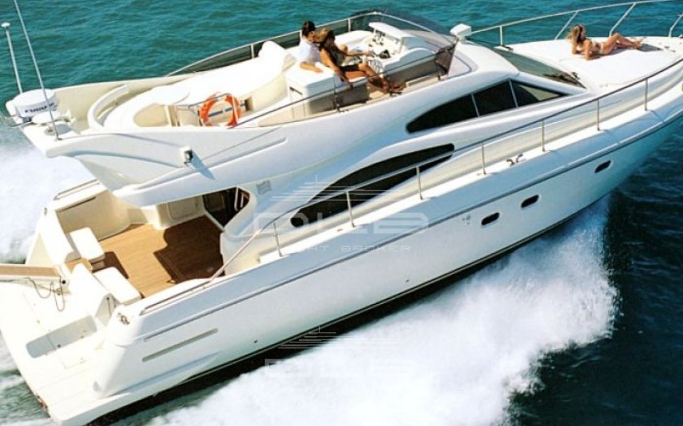 FERRETTI 480