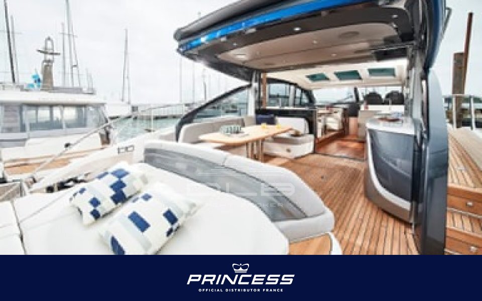 PRINCESS  V55