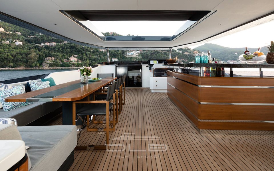 Sirena Yacht 88