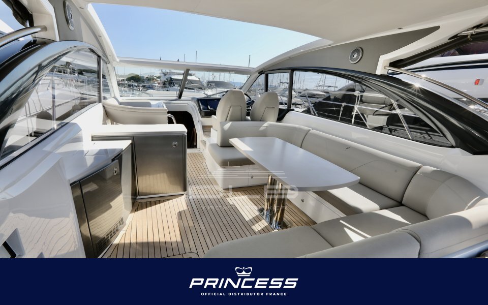 PRINCESS V50