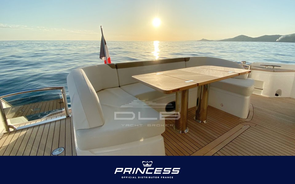 PRINCESS F62