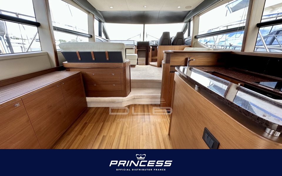 PRINCESS  52