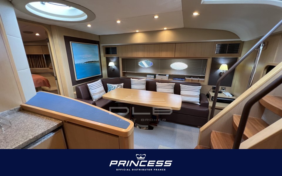PRINCESS V53