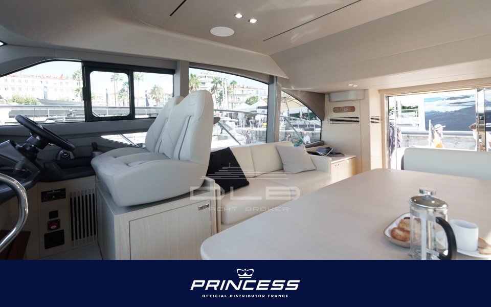 PRINCESS F50