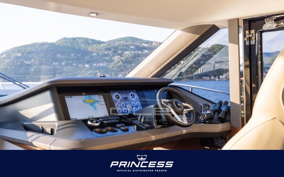 Princess Y72