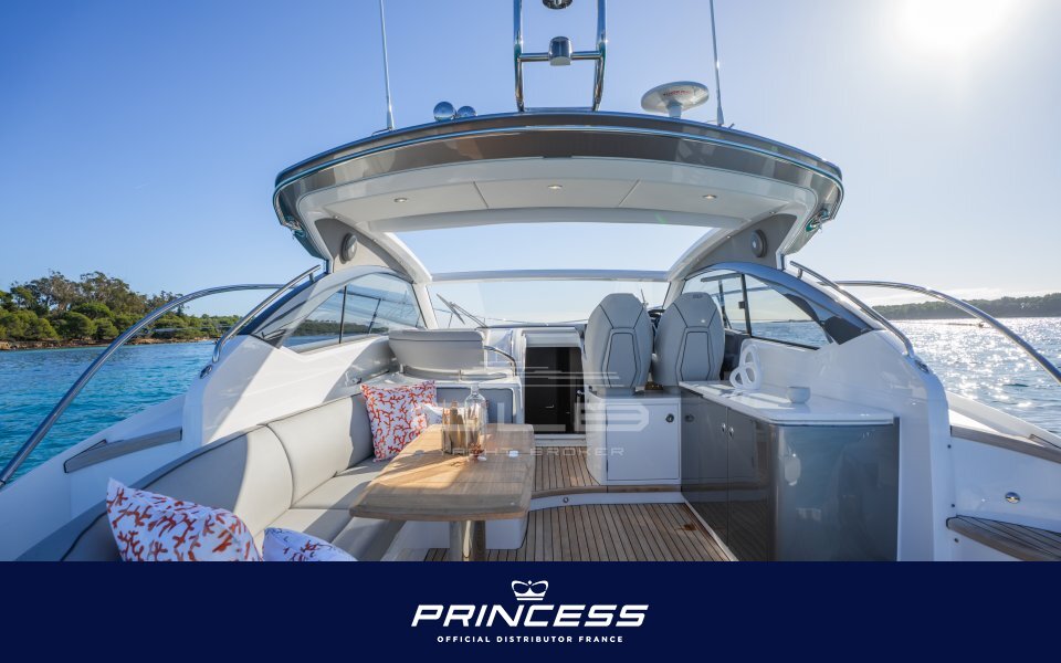 PRINCESS V40 60th Anniversary