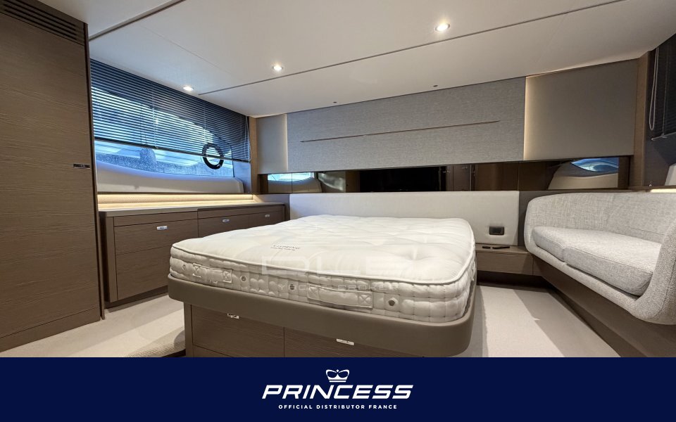 PRINCESS V55