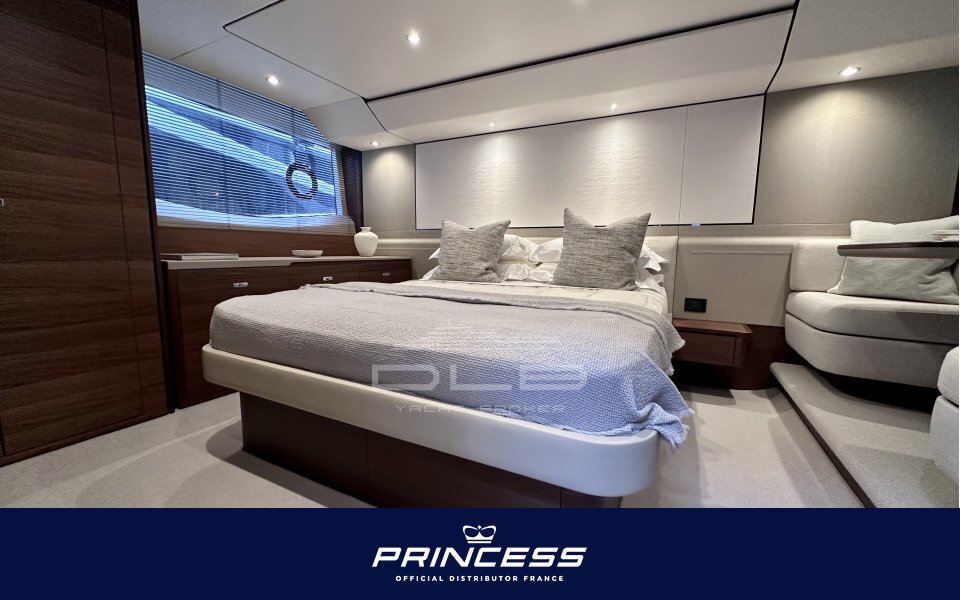 PRINCESS  F55