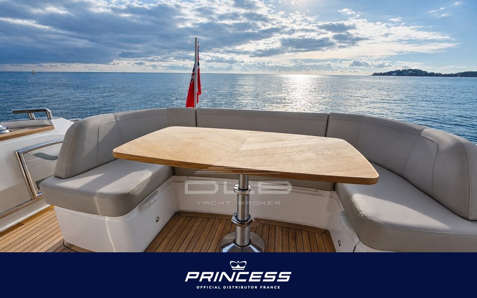 PRINCESS F50
