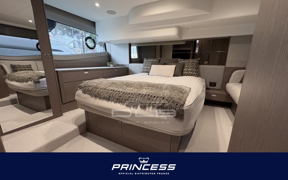 PRINCESS F50
