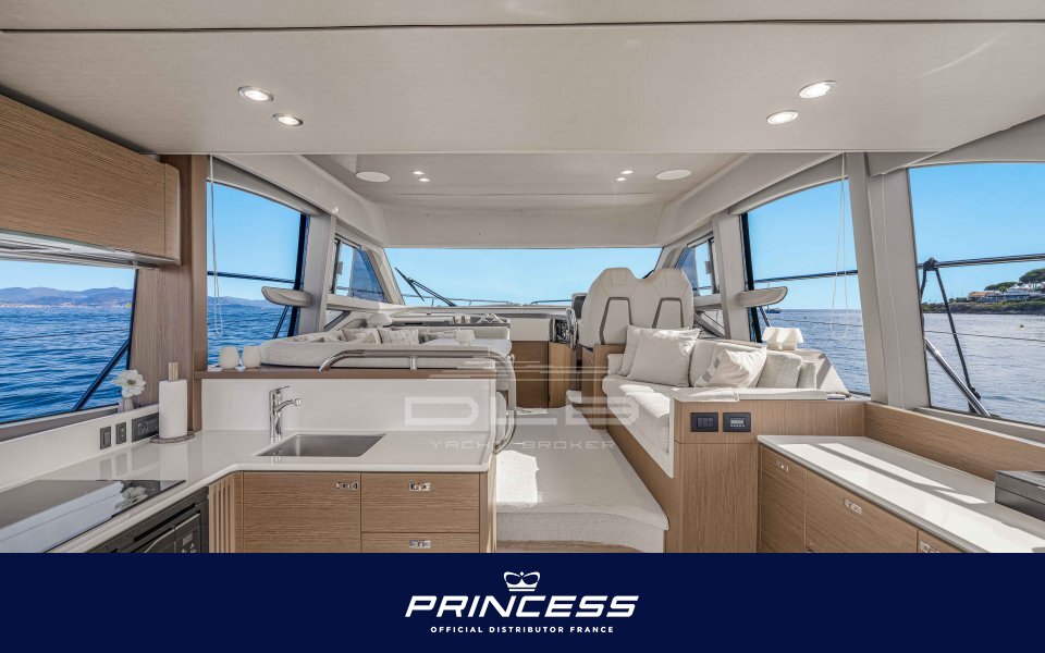 PRINCESS F50