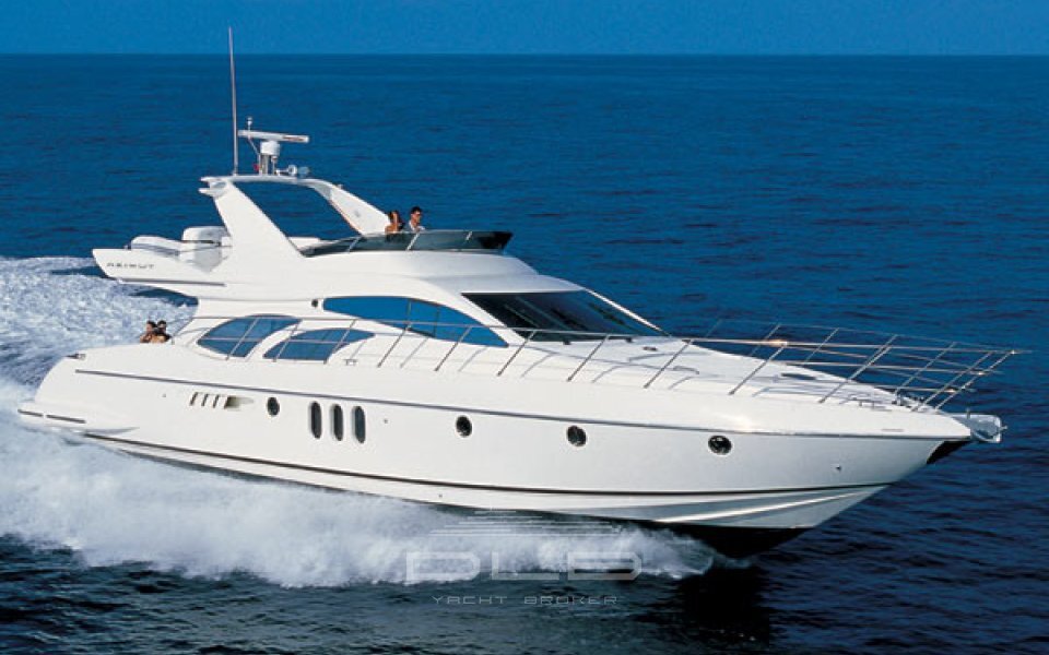 AZIMUT 62