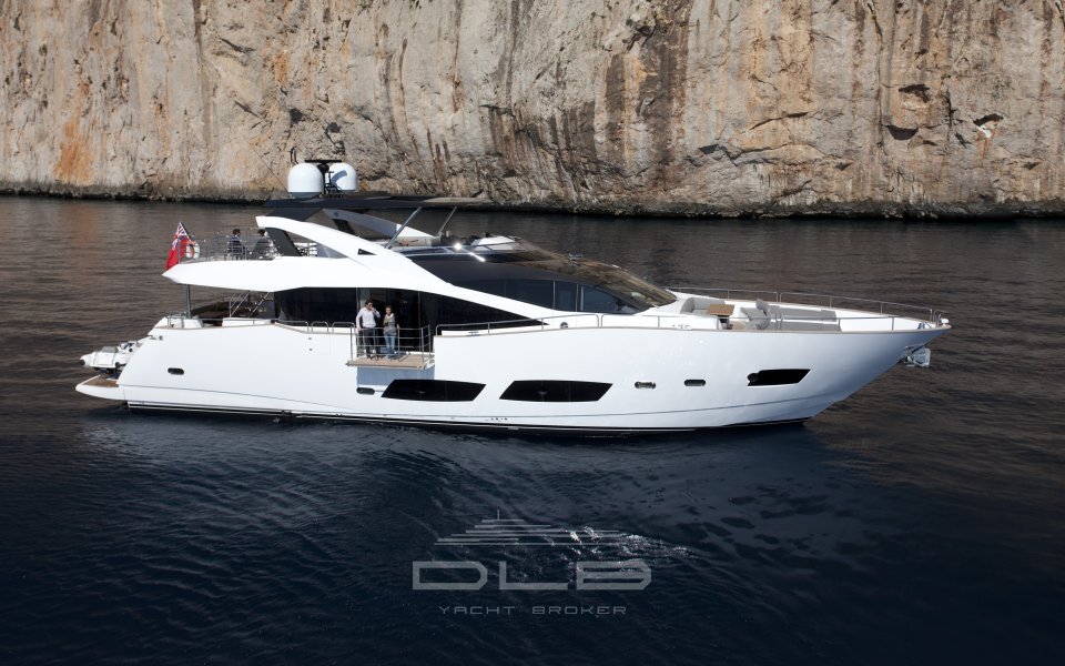 SUNSEEKER 28 Metre Yacht