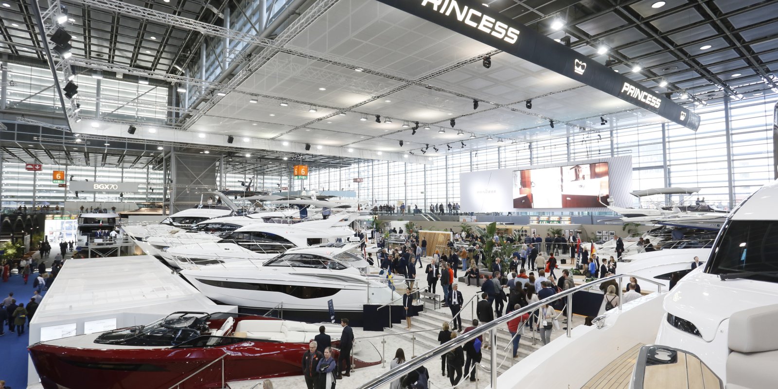 New Yachts exhibited in Dusseldorf Yacht Show