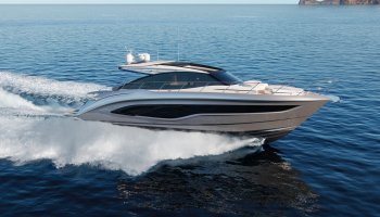 New Princess V55 Exhibited à the Dusseldorf Boat Show 18-26 January
