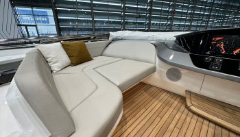 Le Nouveau Princess S72 présenté au salon de Dusseldorf